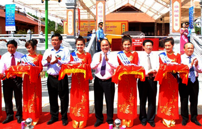 Inauguran en Nghe An santuario a los jóvenes voluntarios en la guerra